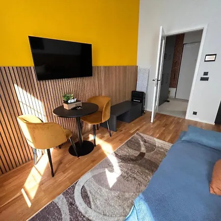 Modern Escape In Award-winning Appartamento Praga