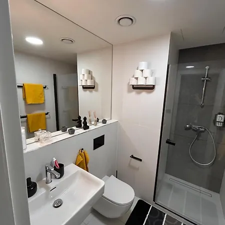 Apartment Modern Escape In Award-winning Prague