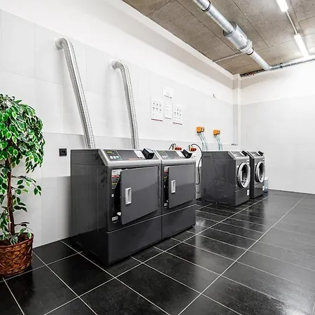 Modern Escape In Award-winning * Praga
